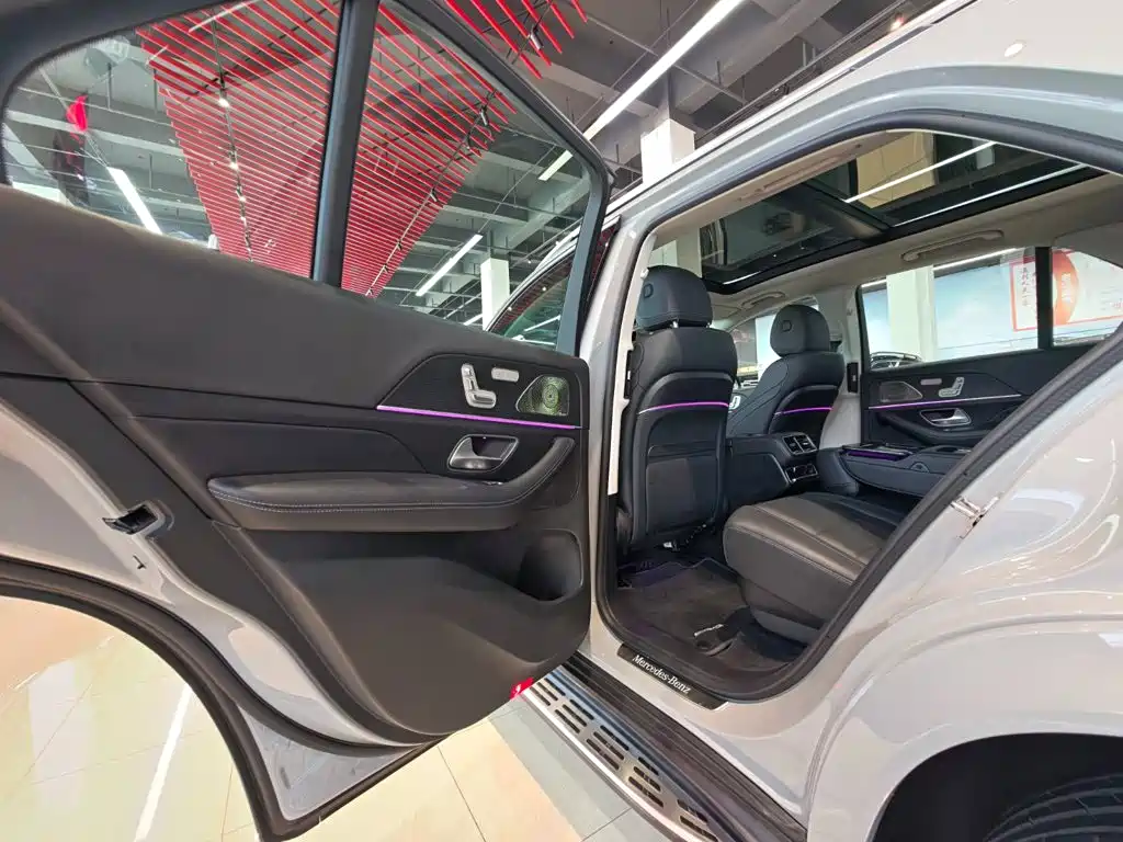 Mercedes-Benz GLE, миниатюра 23