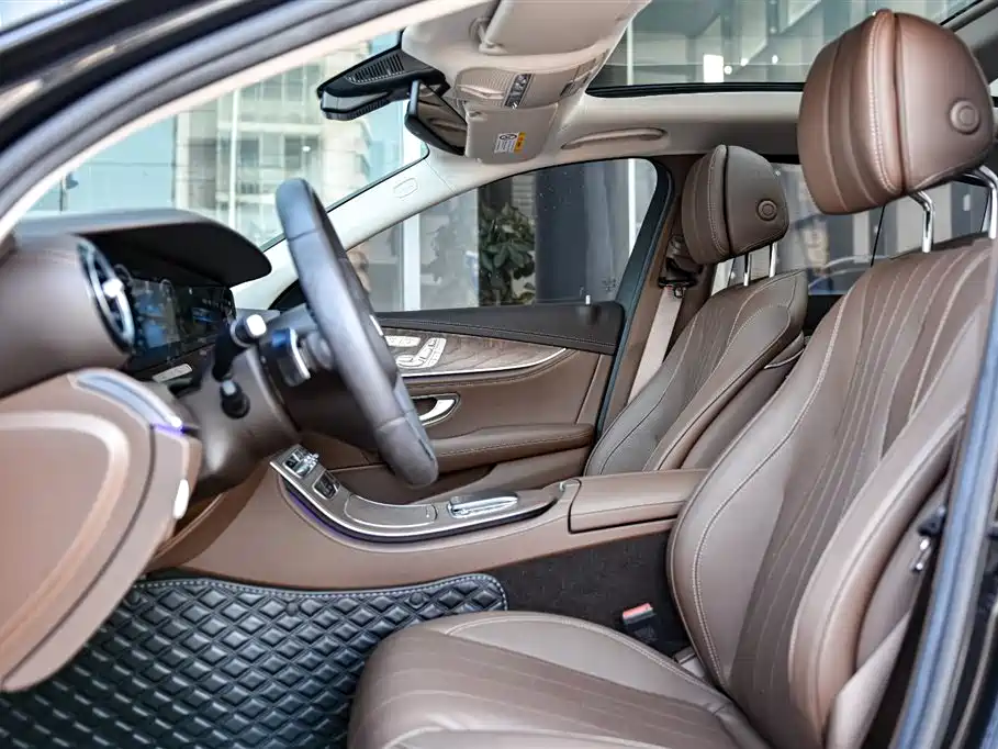 Mercedes-Benz E-Class 2022 E 300 L Luxury фото 17
