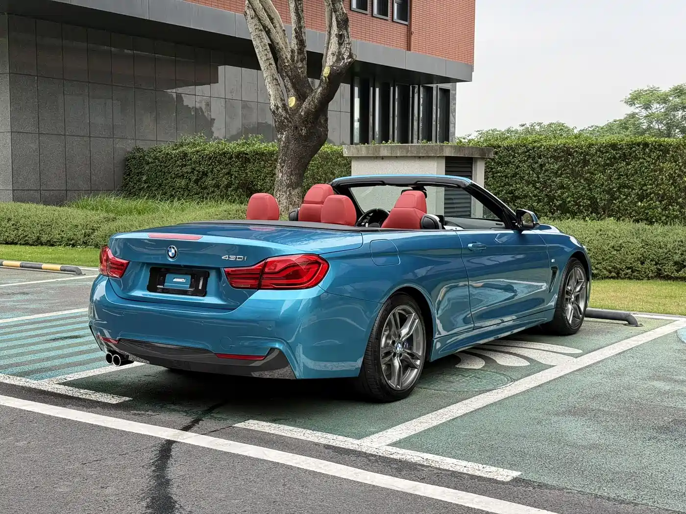 BMW 4 Series 2017 425i Convertible M Sport Package фото 18