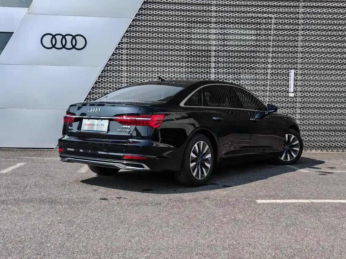 Audi A6L 2023 40 TFSI Luxury Elegance фото 4
