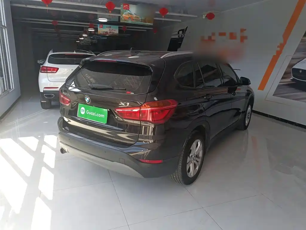 BMW X1 2016 sDrive18Li Premium Model фото 7