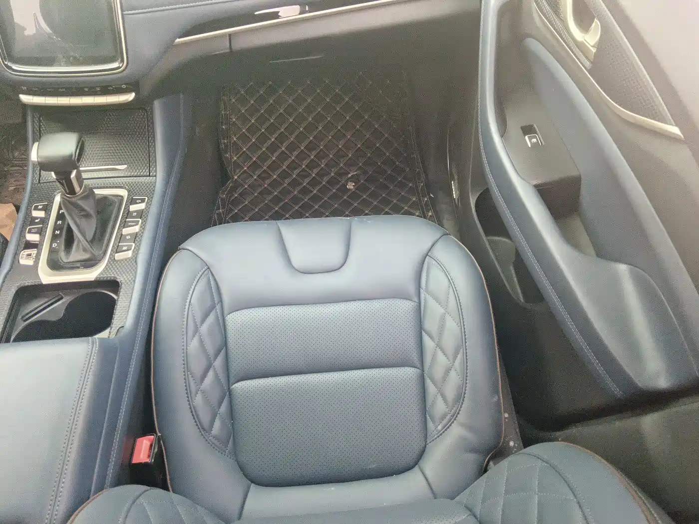 Changan Oshan Cosmos 2018 2018 Model 1.5T Automatic Wisdom 5-seater