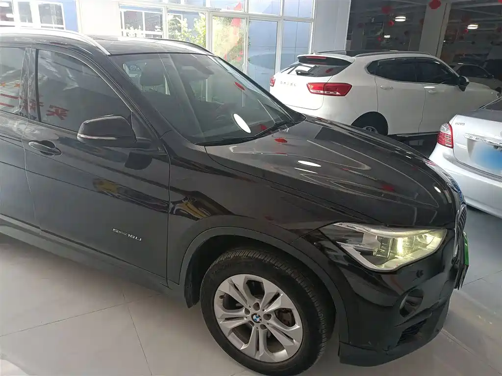 BMW X1 2016 sDrive18Li Premium Model фото 4