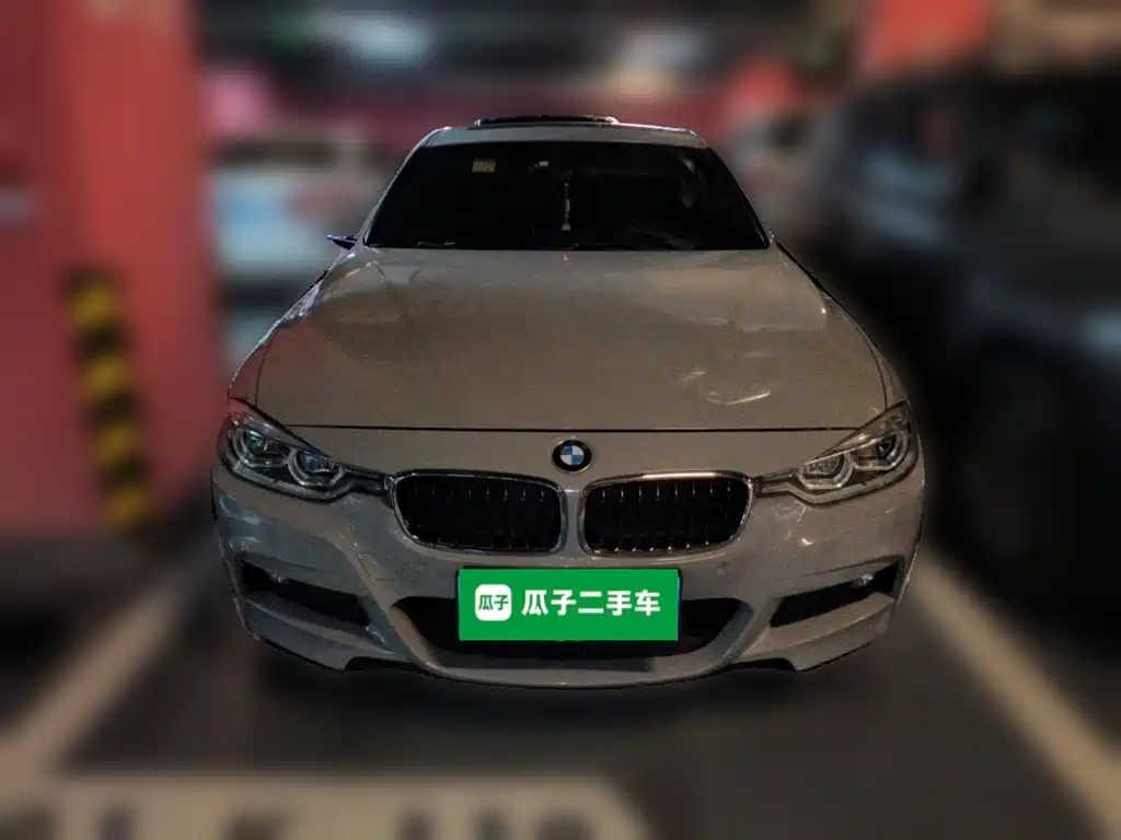 BMW 3 Series 2017 320i M Sport фото 24