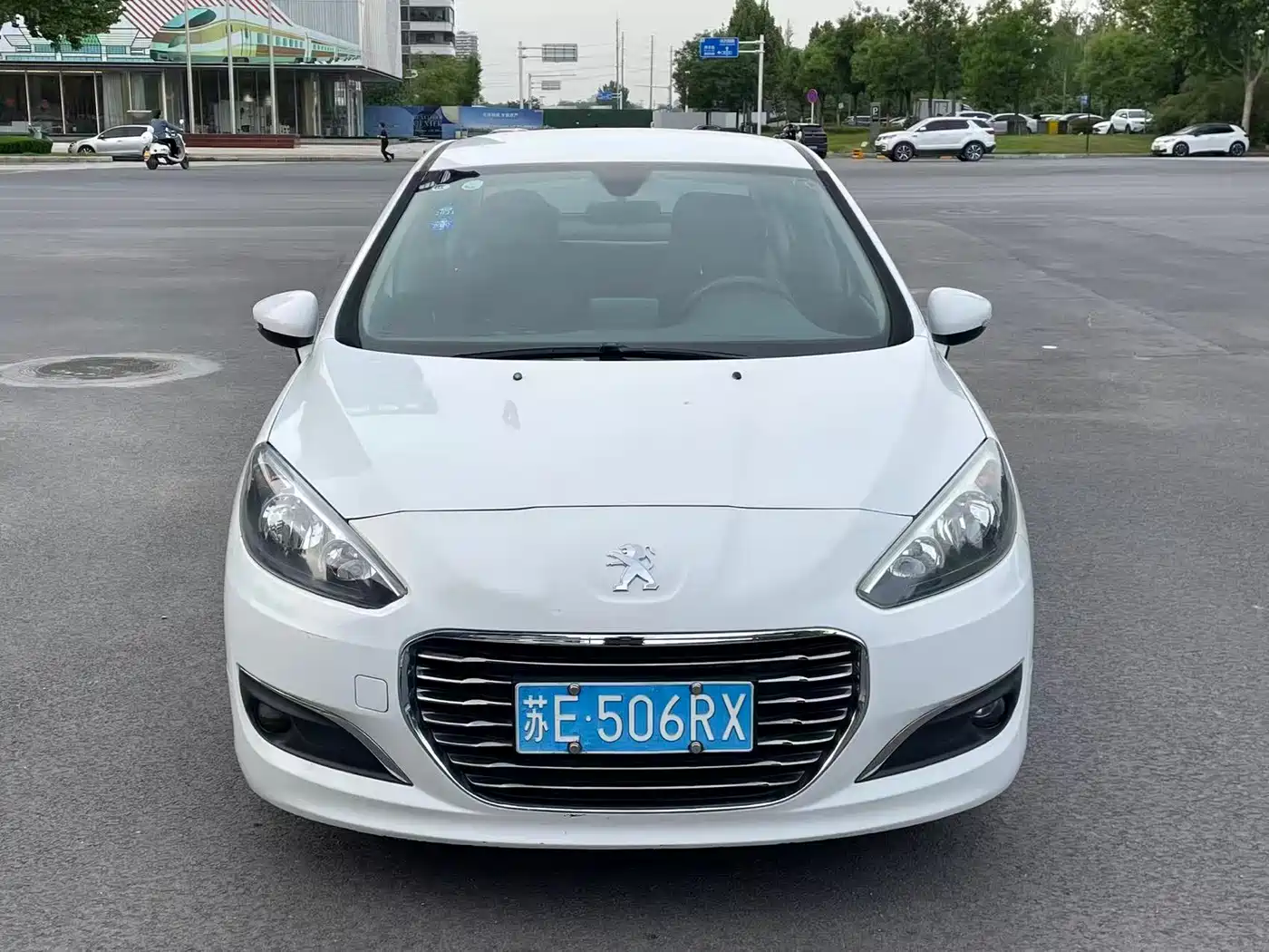 Peugeot 308 2013 Model 1.6L Automatic Superior Style фото 2