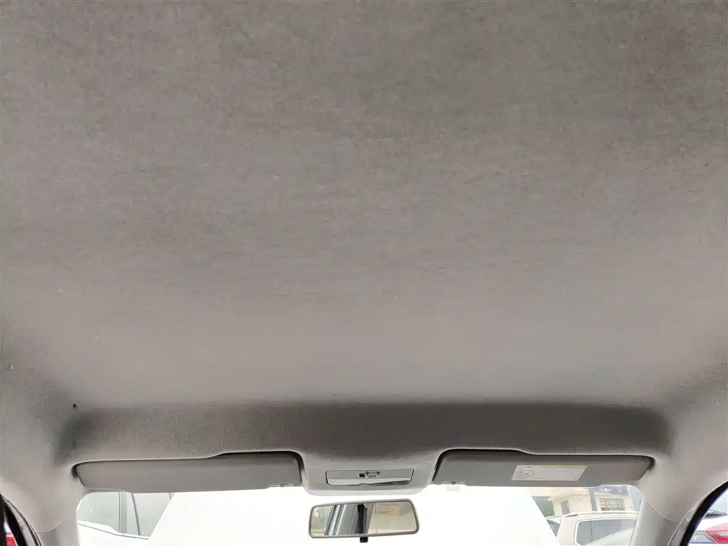 Volkswagen Santana 2015 1.4L Manual Trend Edition фото 18