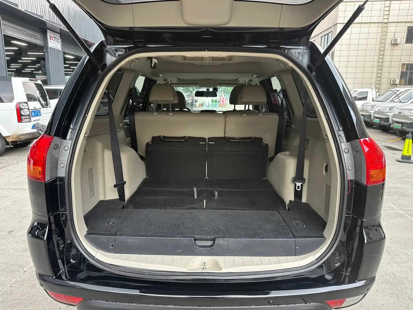 Mitsubishi Pajero Sport 2013 3.0L Automatic 4WD Flagship фото 15