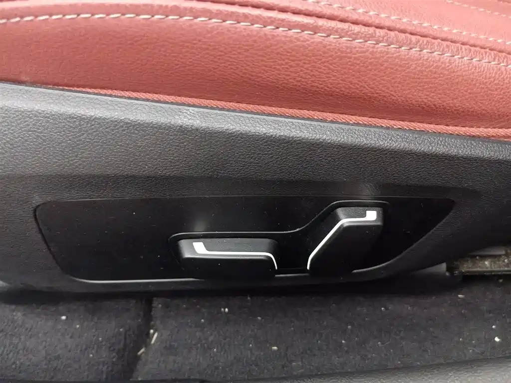 BMW i4 2023 eDrive40 фото 10