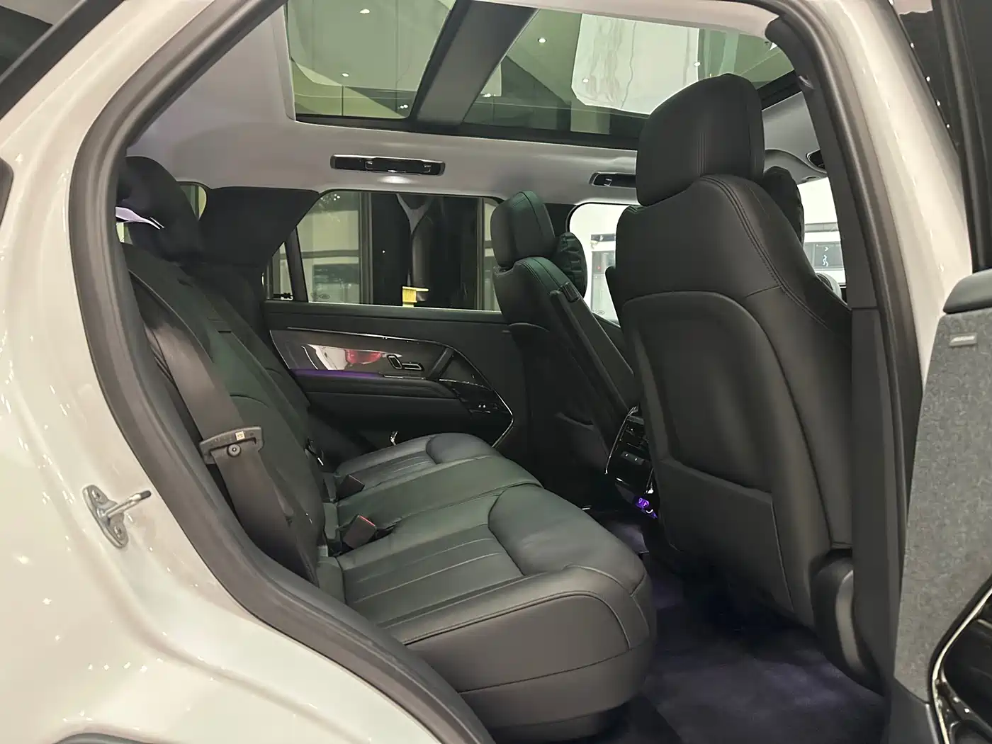 Land Rover Range Rover Sport 2023 360PS S фото 11