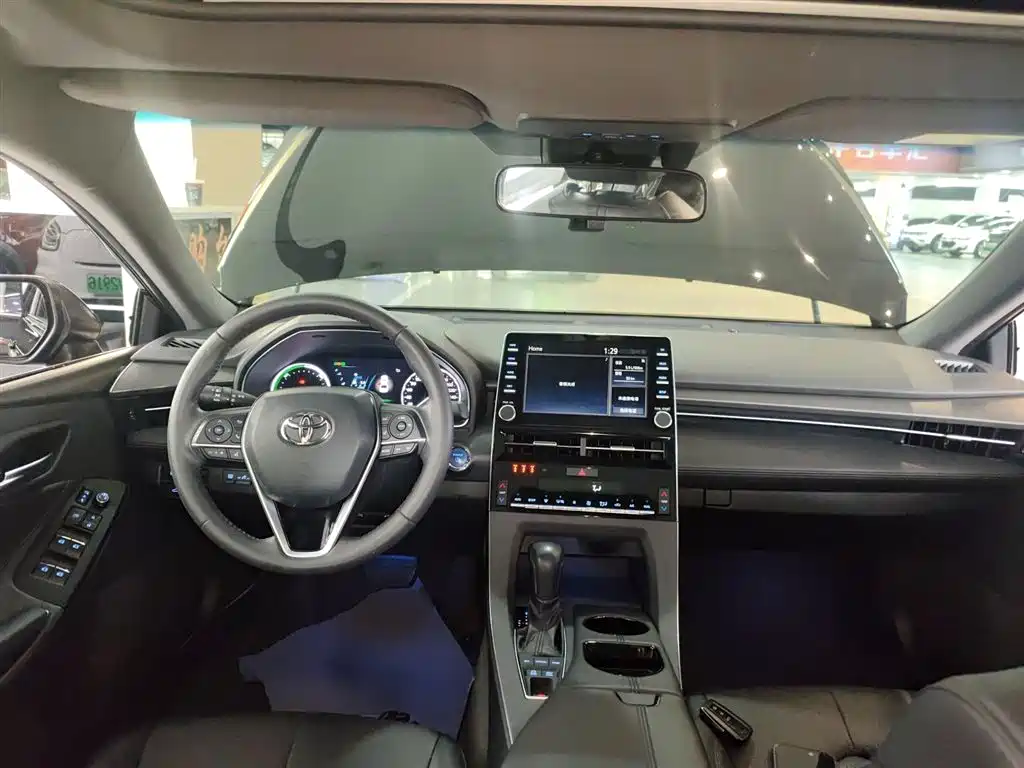 Toyota Avalon 2019 Hybrid 2.5L Luxury Edition China VI фото 10