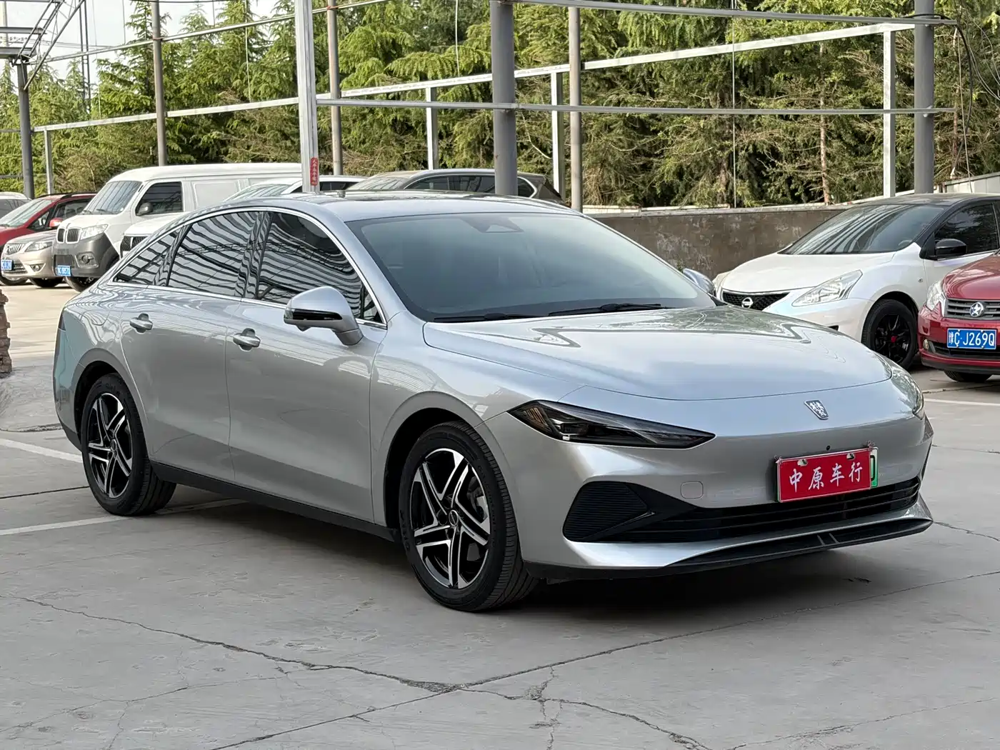 Roewe D7 2023 2023 DMH 125km Flagship Edition