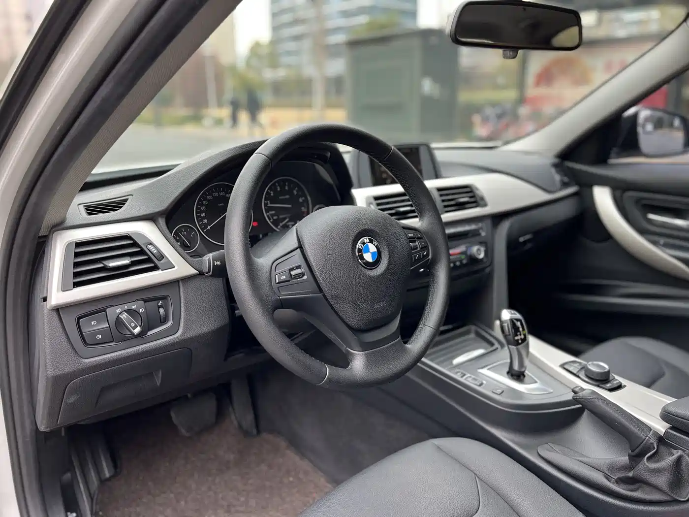 BMW 3 Series 2015 320i Super Joy Fashion фото 8