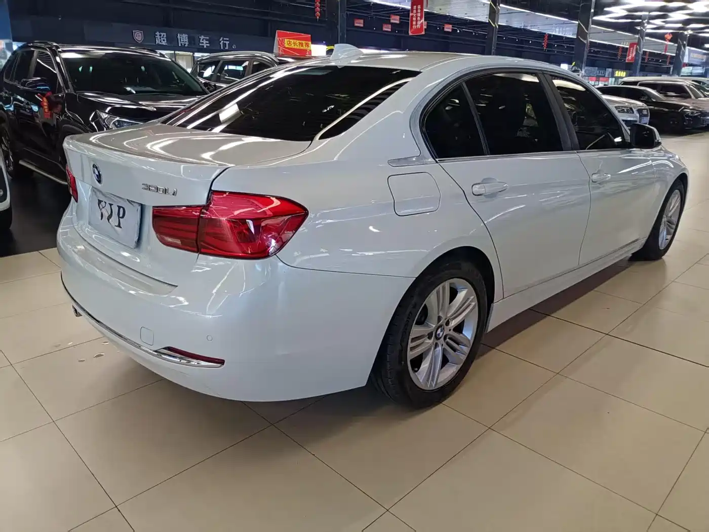 BMW 3 Series 2017 320Li Fashion фото 10