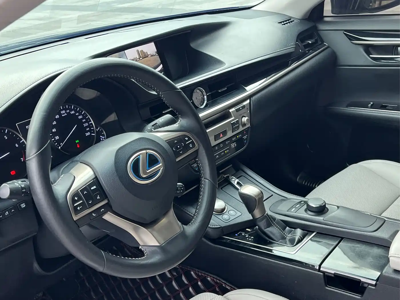 Lexus ES 2015 200 Elite Edition фото 12