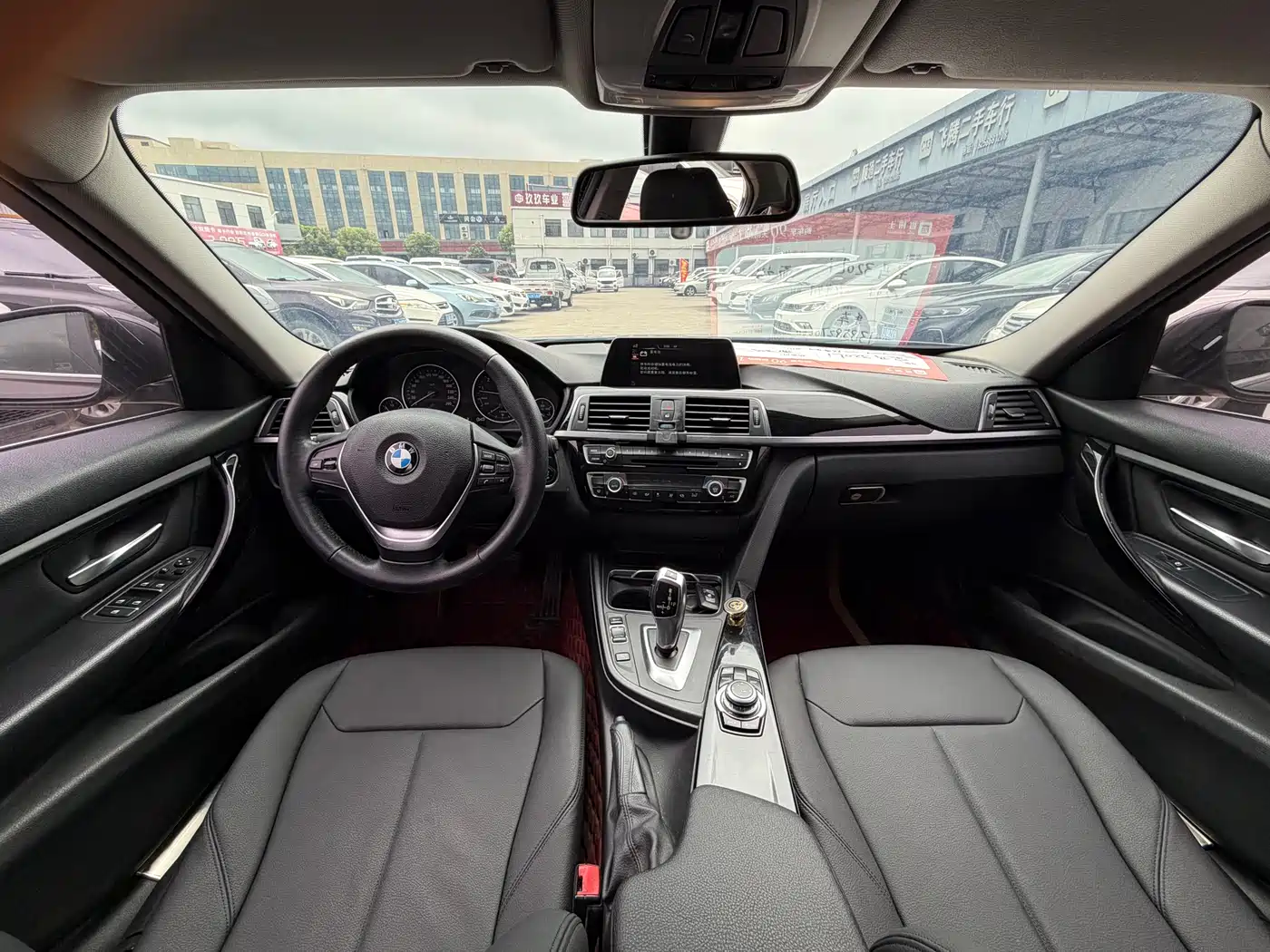 BMW 3 Series 2016 320Li Fashion Model фото 10