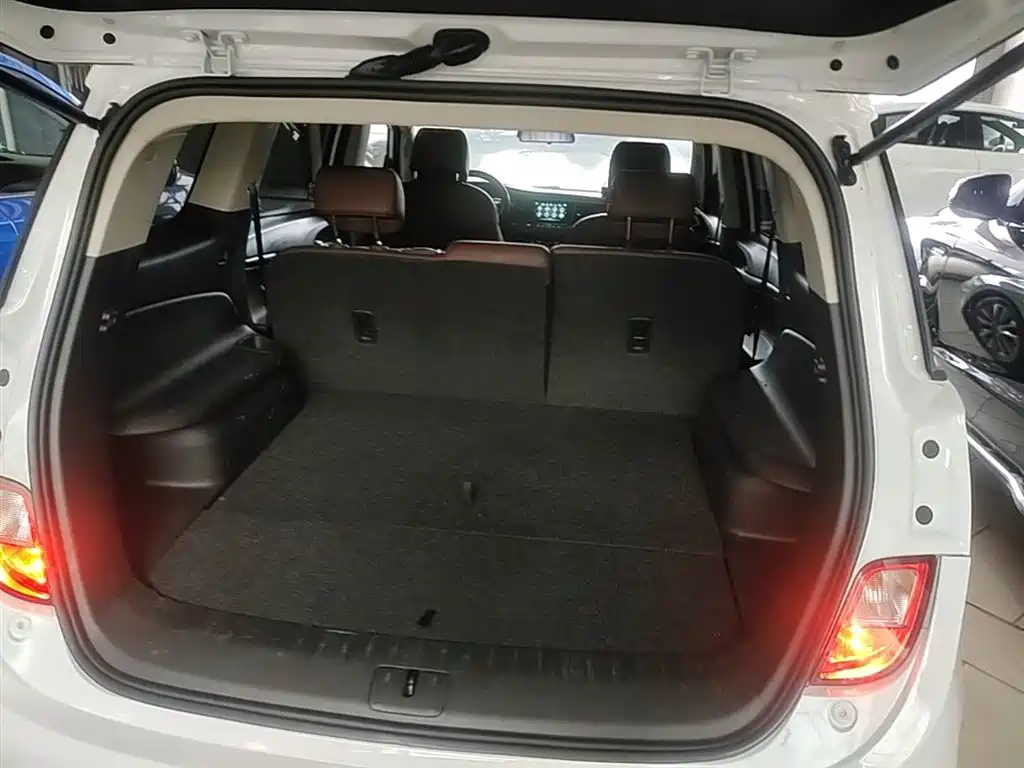 Buick GL6 2019 Model 18T 5-Seater Connected Luxury Version China V фото 19