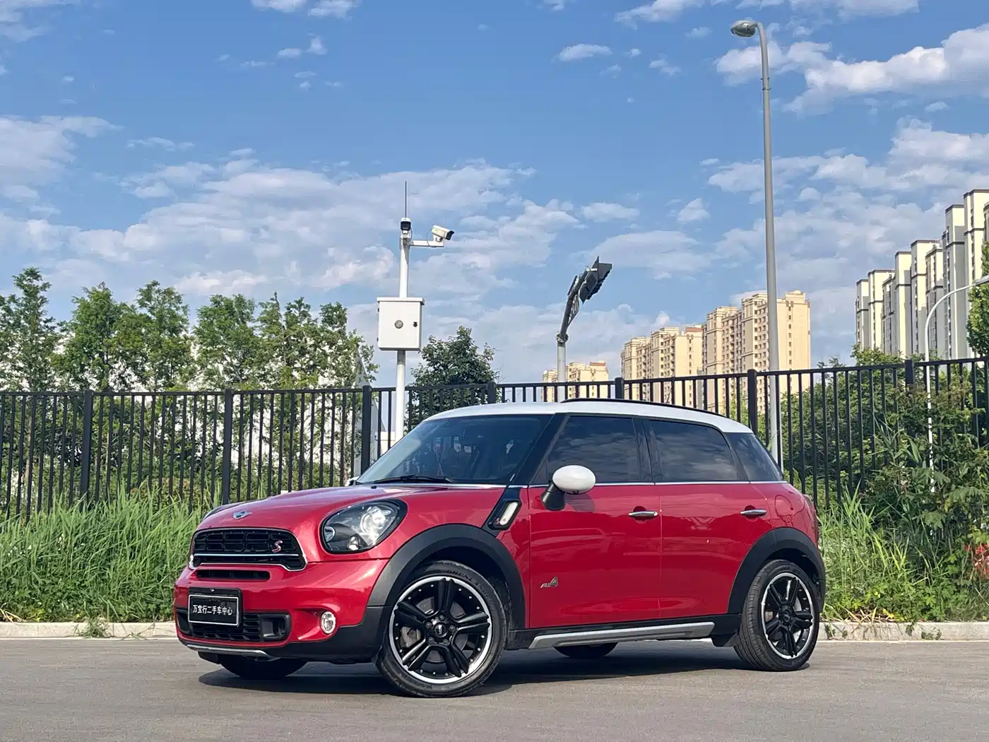 Фото 1 - MINI COUNTRYMAN