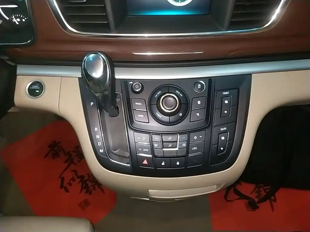 Buick GL8 2018 28T Luxury Model China VI фото 14