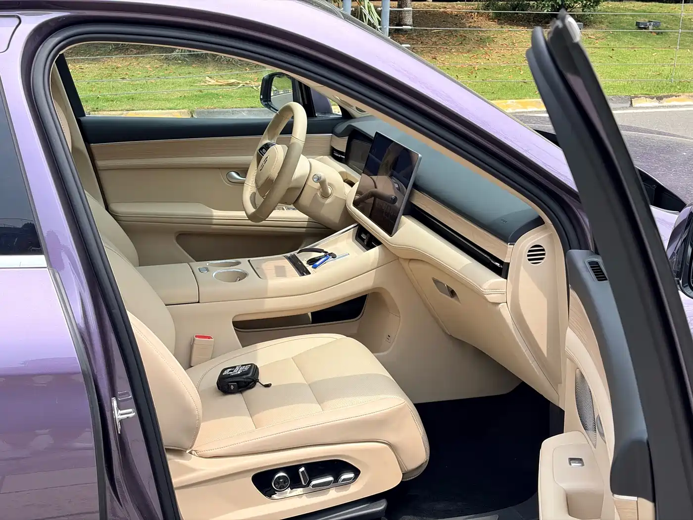 AITO Wenjie AITO M5 2025 Extended Range Ultra AWD фото 5