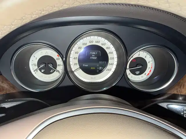 Mercedes-Benz CLS 2012 CLS 300 CGI — фото 5