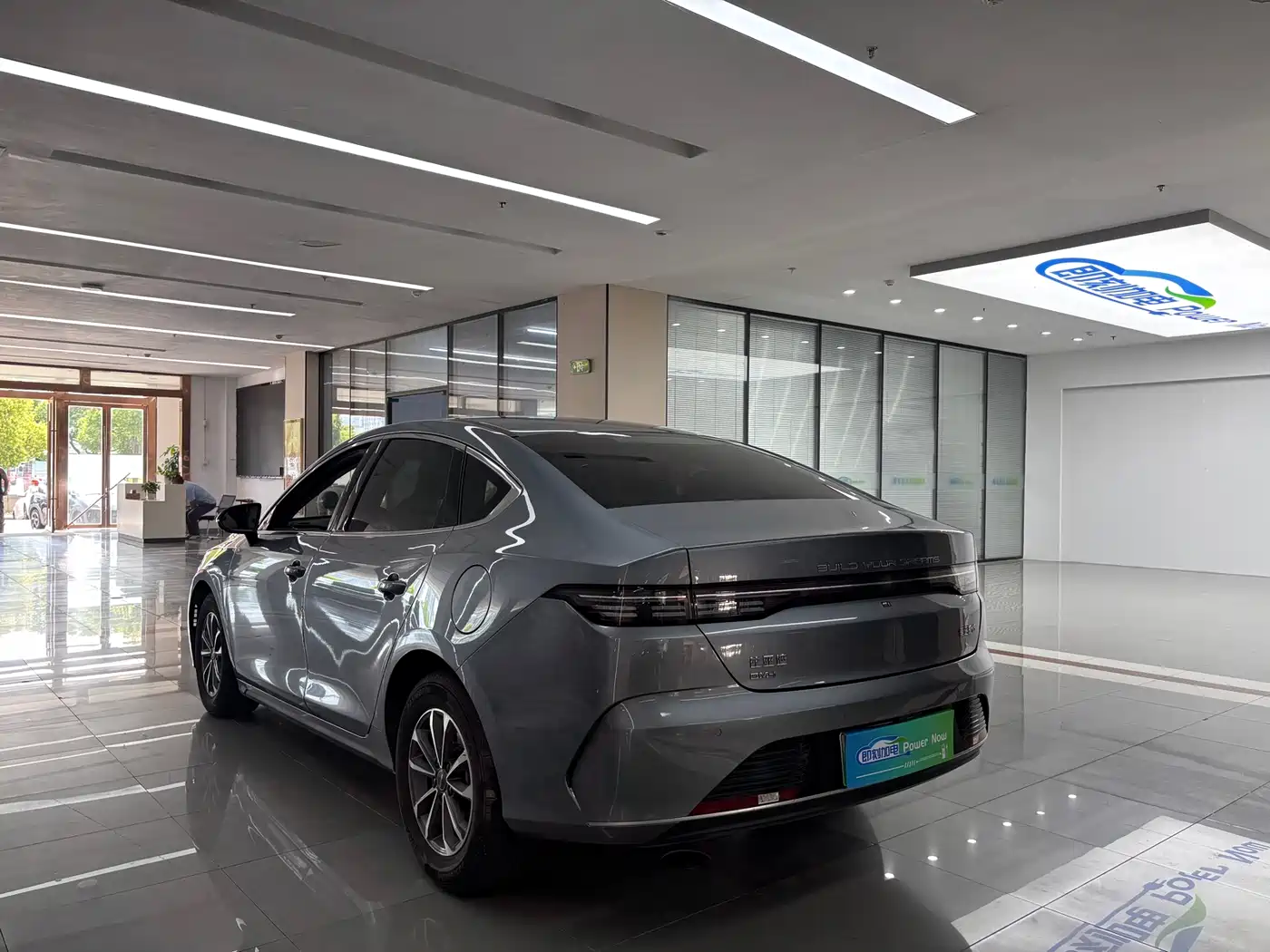 BYD Destroyer 05 2024 Glory Edition DM-i 55KM Luxury фото 7