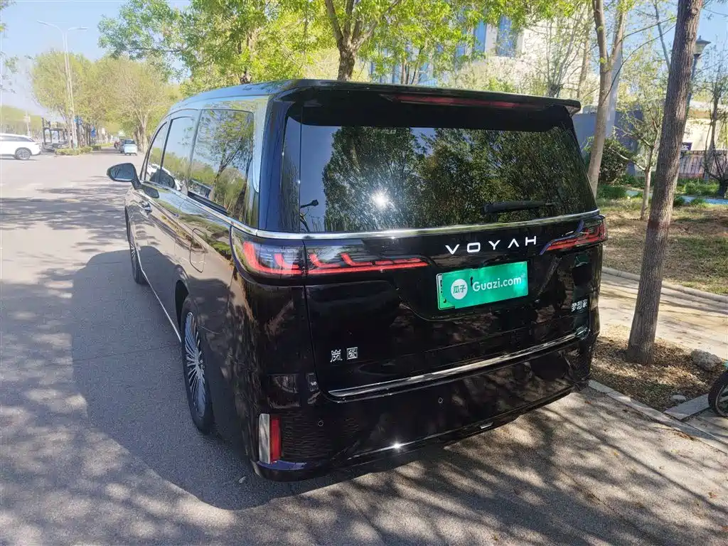 Voyah Auto Voyah Dreamer 2025 PHEV AWD Flagship Kunpeng Edition фото 23