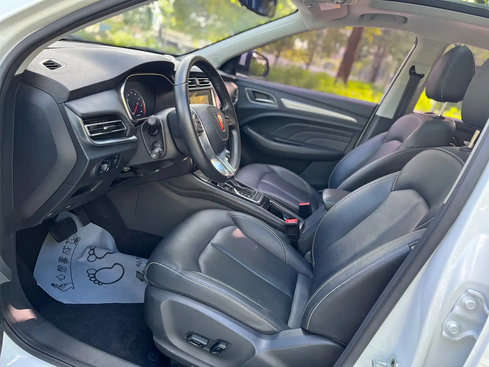 Фото 4 - Roewe RX3