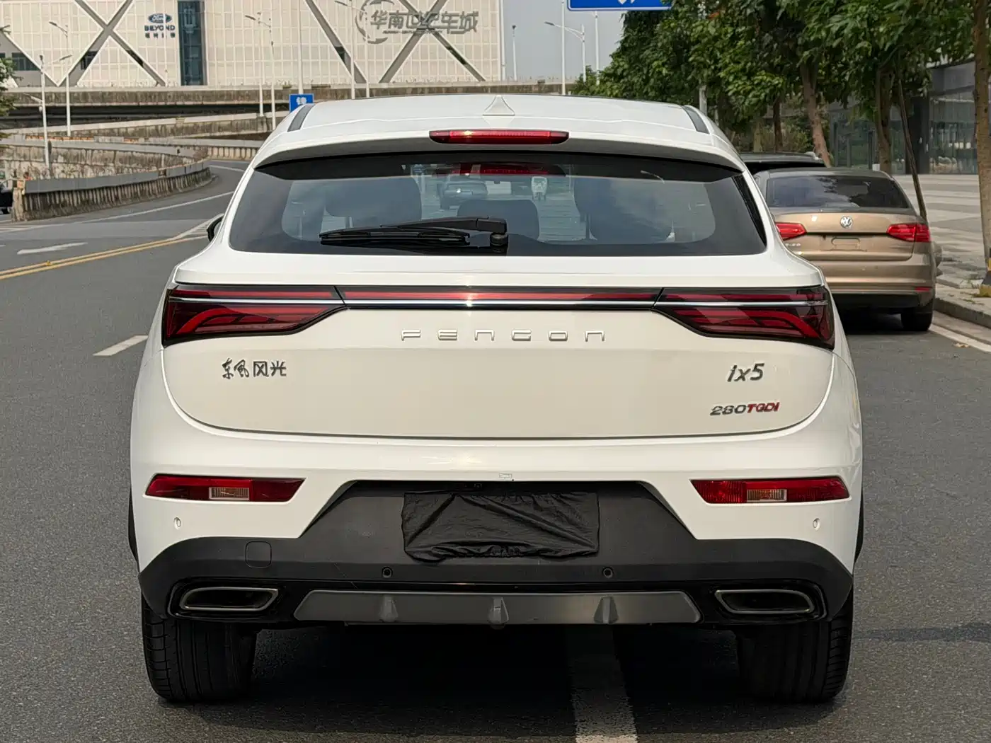 Dongfeng Fengguang Fengguang ix5 2019 2019 280TGDI CVT Smart Edition China V