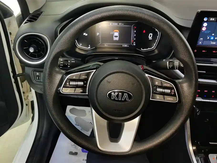 Kia K3 2019 1.5L CVT Smart Connect Edition фото 15