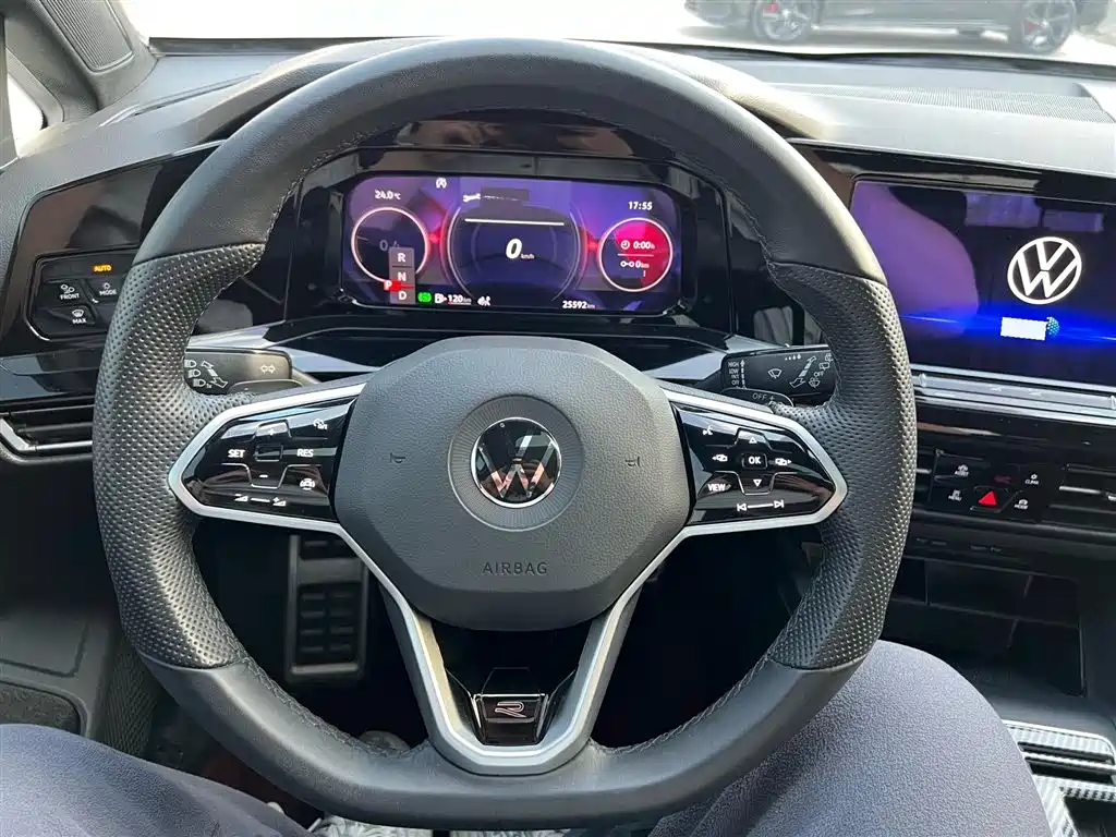 Volkswagen Golf 2023 Facelift 280TSI DSG R-Line Lite фото 12