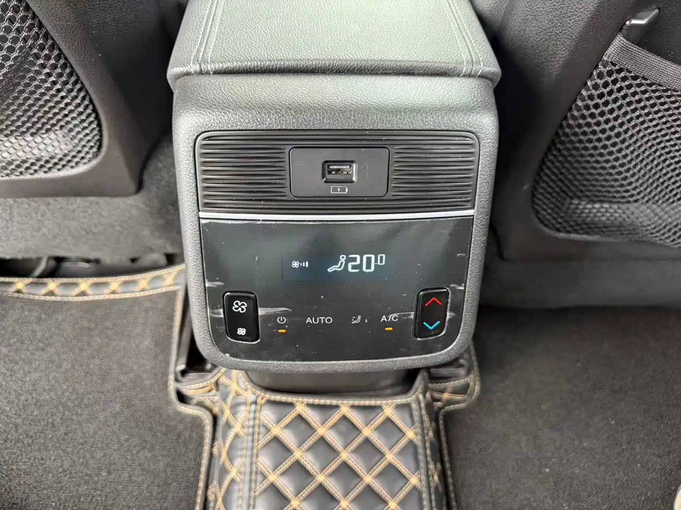Exeed Landmark 2021 2021 390T 2WD Starlight Edition