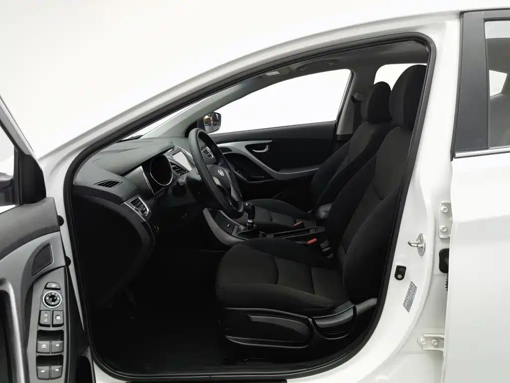 Hyundai Langdong 2017 2016 1.6L Manual Premium Edition
