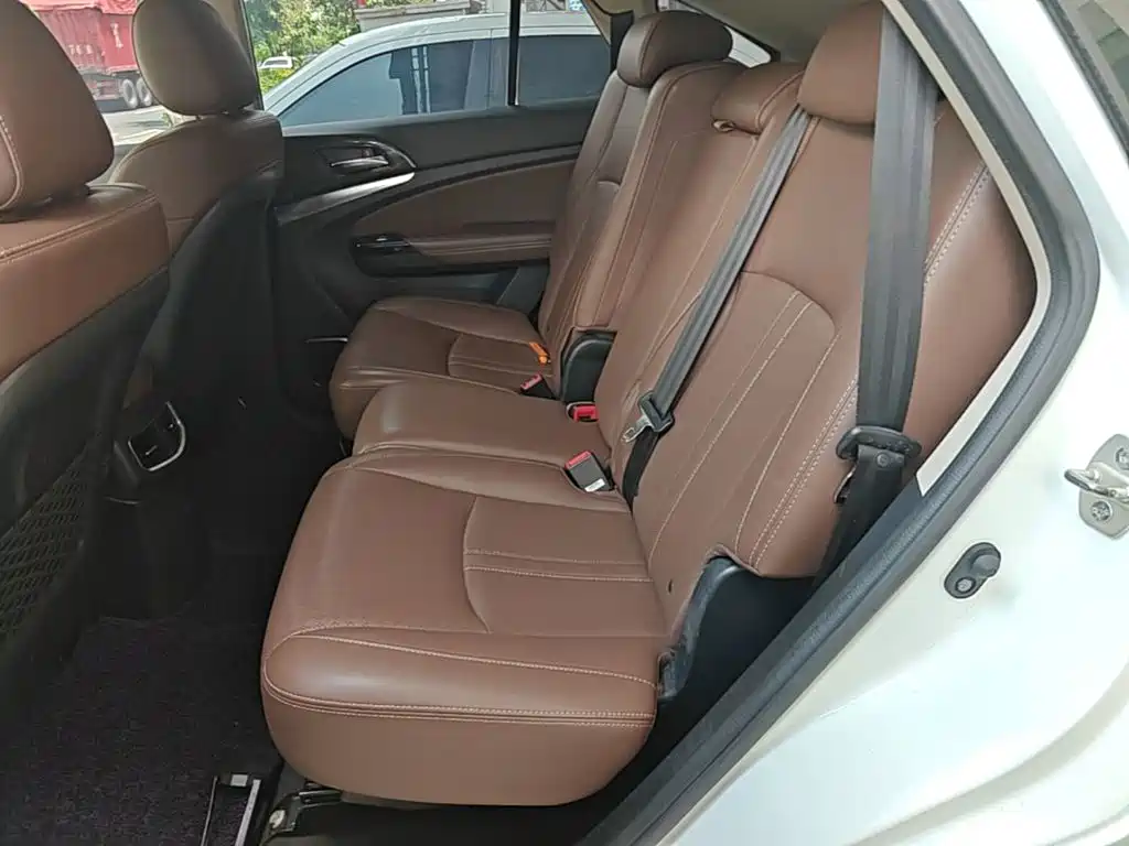 BYD S7 2017 2017 2.0T Automatic Luxury Model