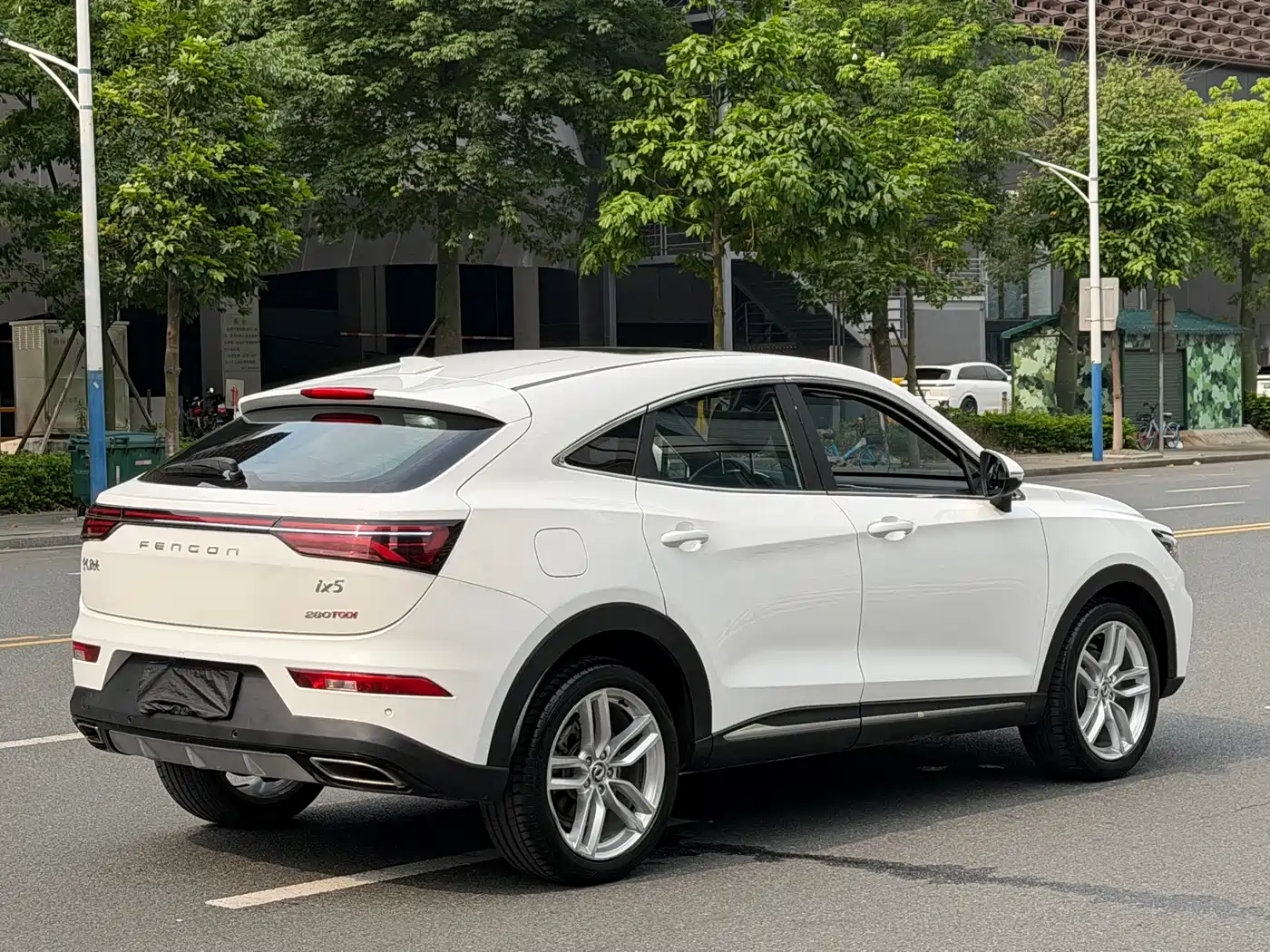 Dongfeng Fengguang Fengguang ix5 2019 2019 280TGDI CVT Smart Edition China V