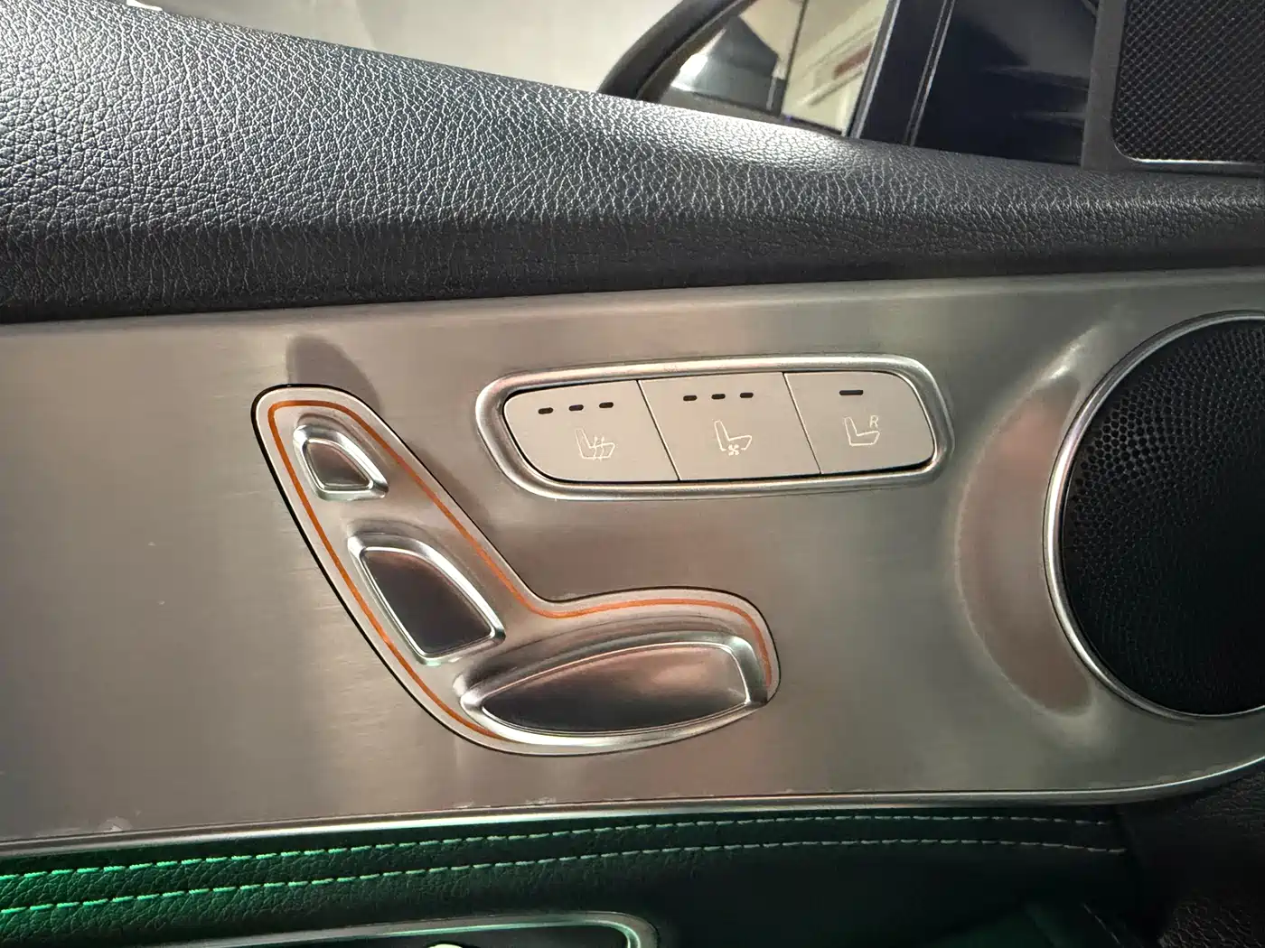 Mercedes-Benz C-Class 2016 C 200 Sport фото 23