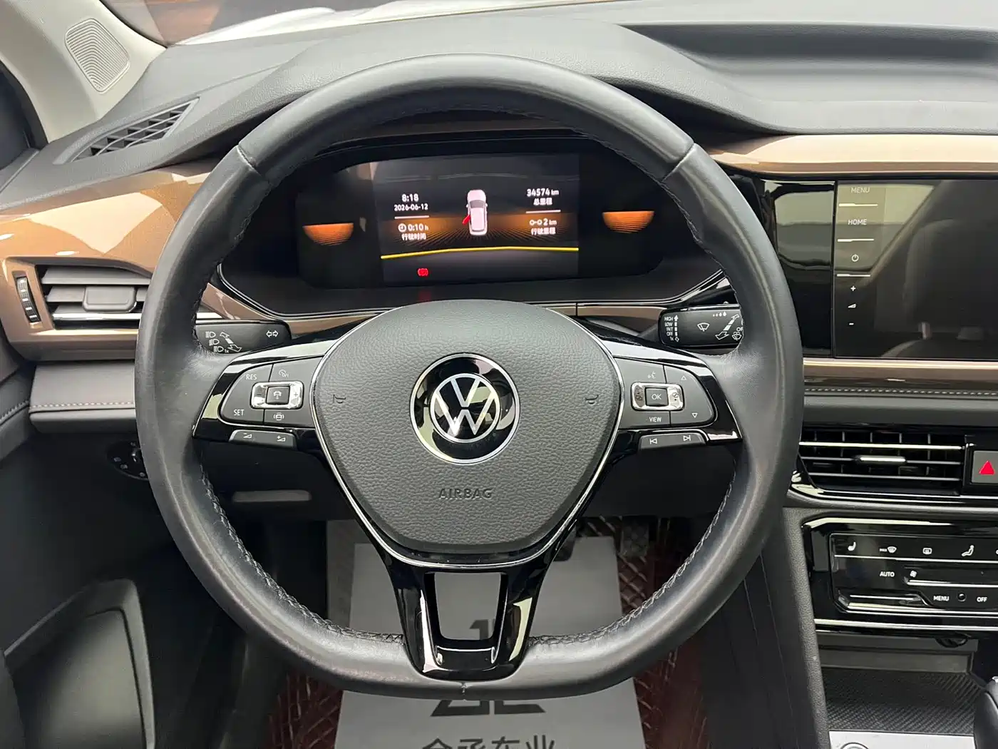 Volkswagen Tharu, миниатюра 13