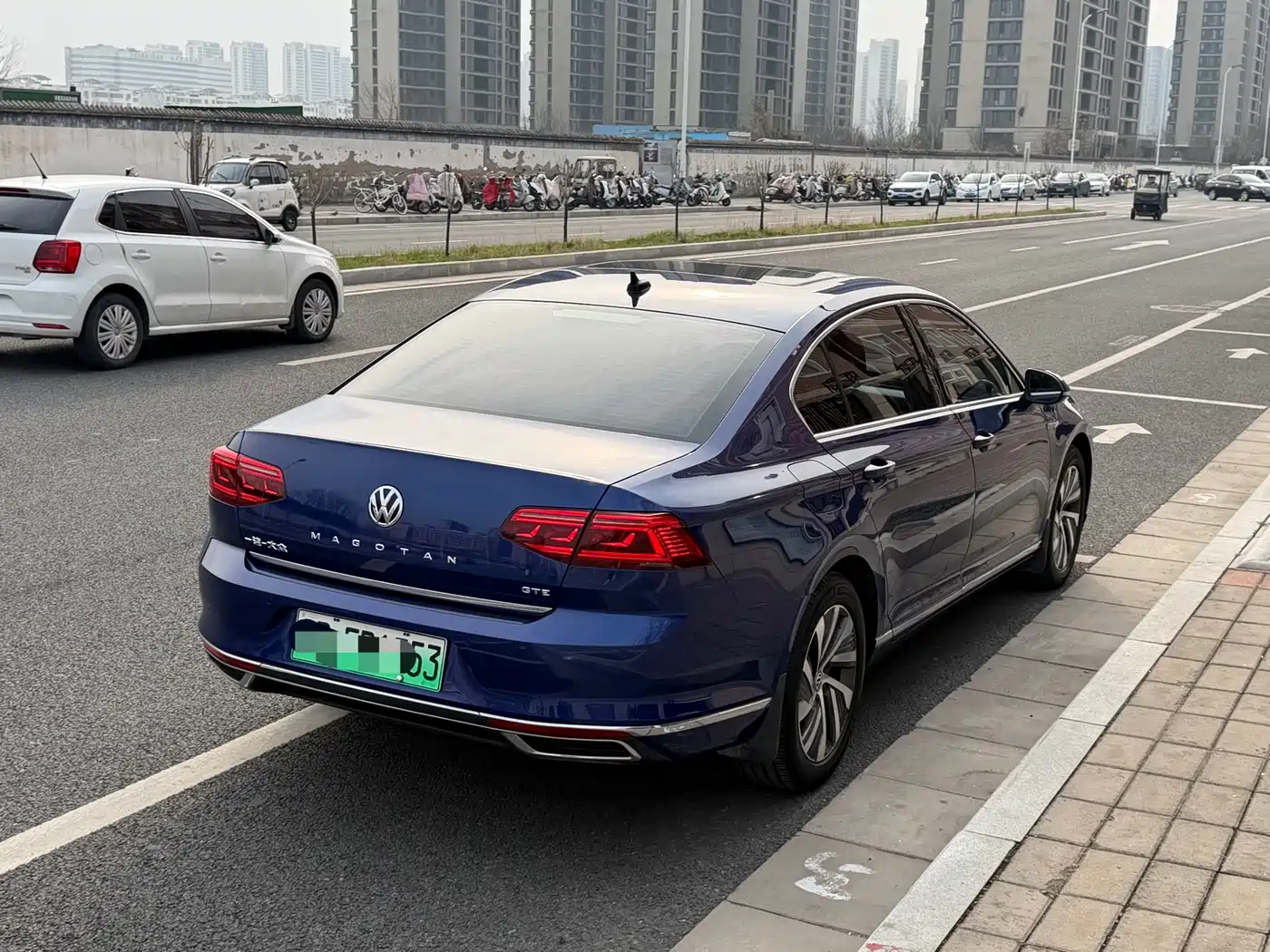 Volkswagen Magotan GTE Plug-in Hybrid 2020 GTE Luxury фото 15