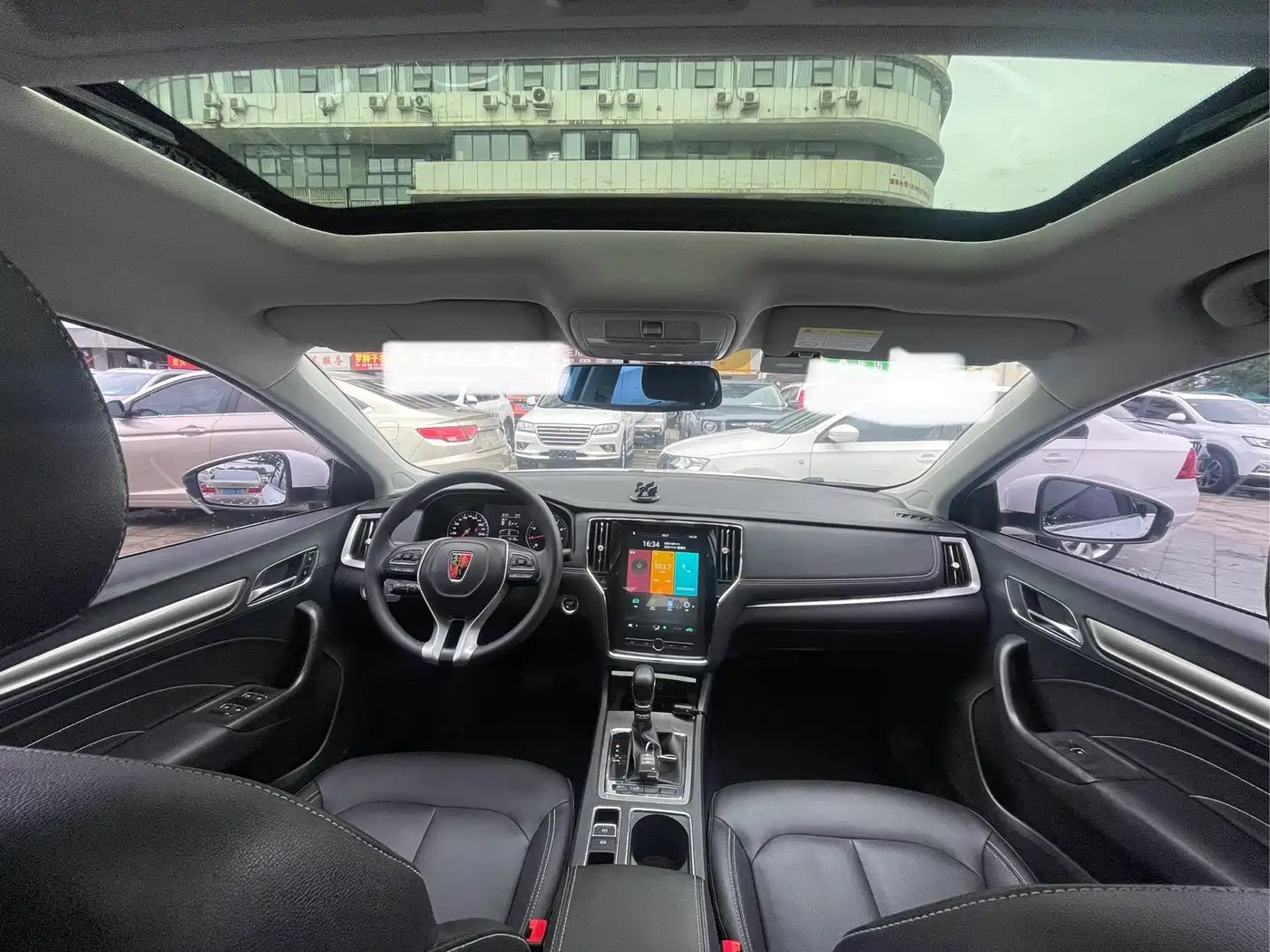 Roewe i6 2020 2020 PLUS 1.6L CVT 4G Connected Glory Holographic Edition