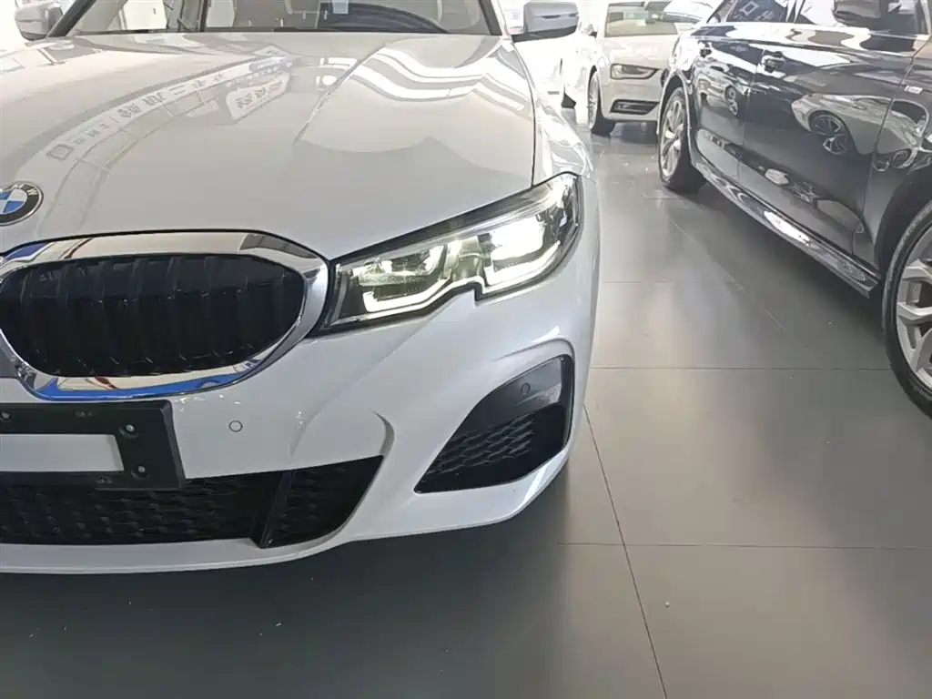 BMW 3 Series 2020 Facelift 325Li M Sport Package фото 24
