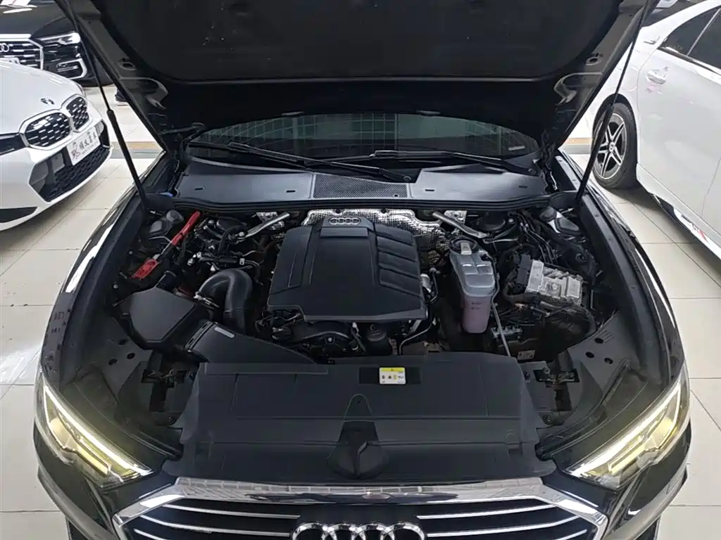 Audi A6L 2021 40 TFSI Luxury Sport фото 20