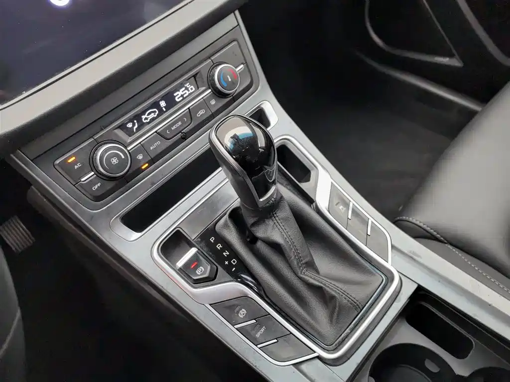 GEELY AUTOMOBILE EMGRAND