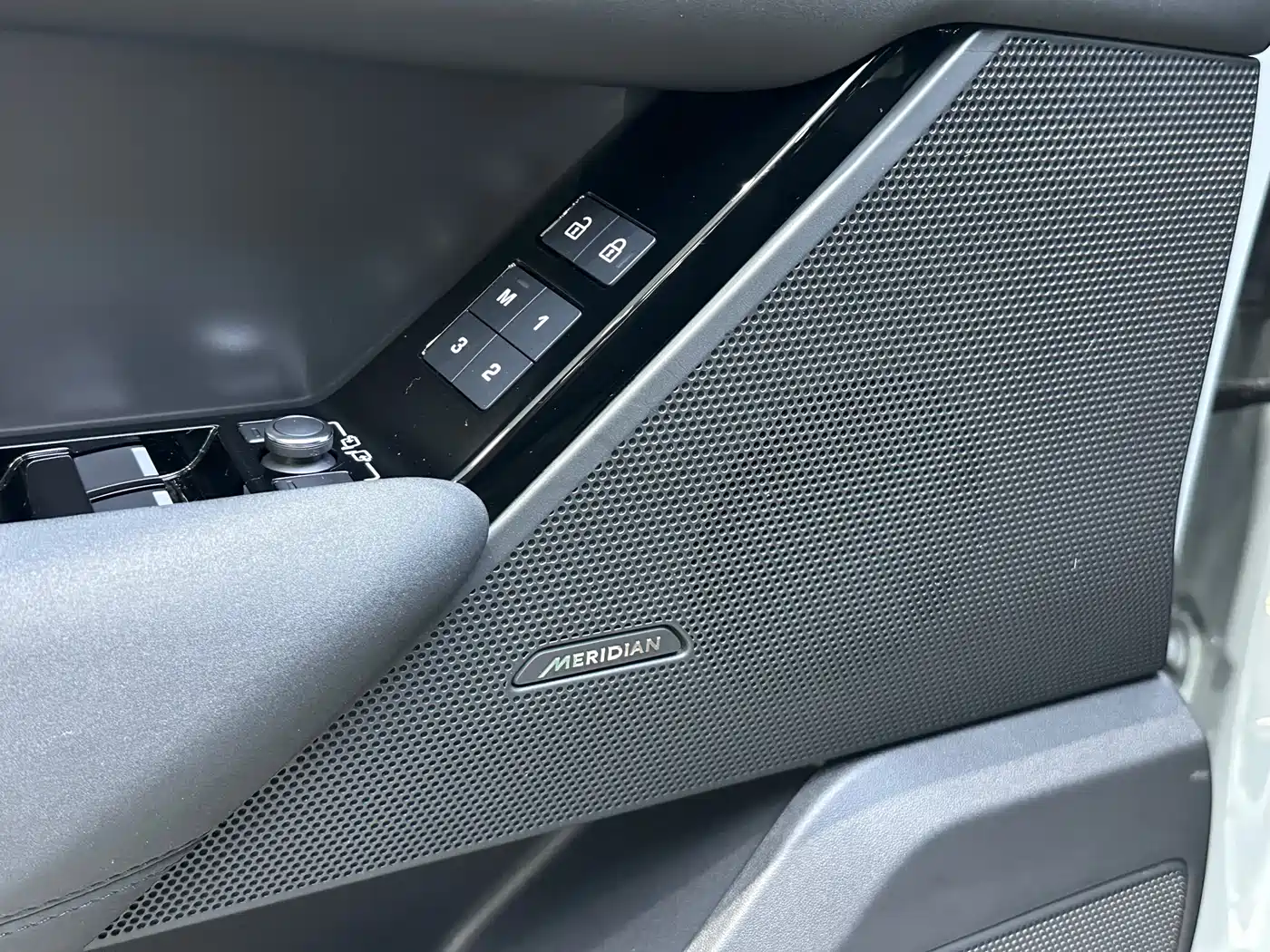 LAND ROVER RANGE ROVER STAR PULSE