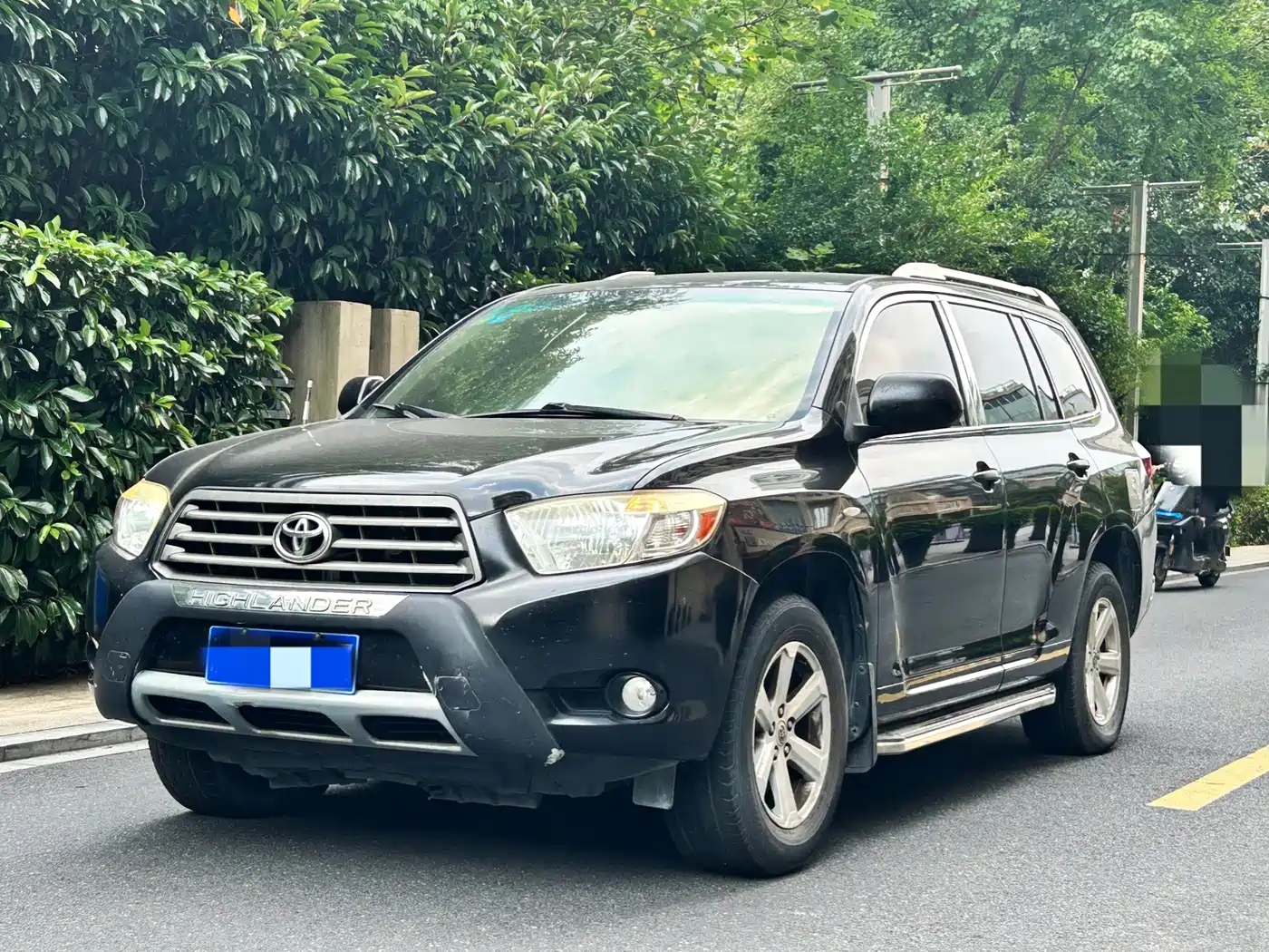 Photo 1 - Toyota Highlander