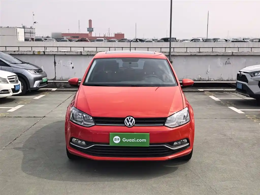 Volkswagen Polo 2016 1.6L Automatic Comfort фото 16