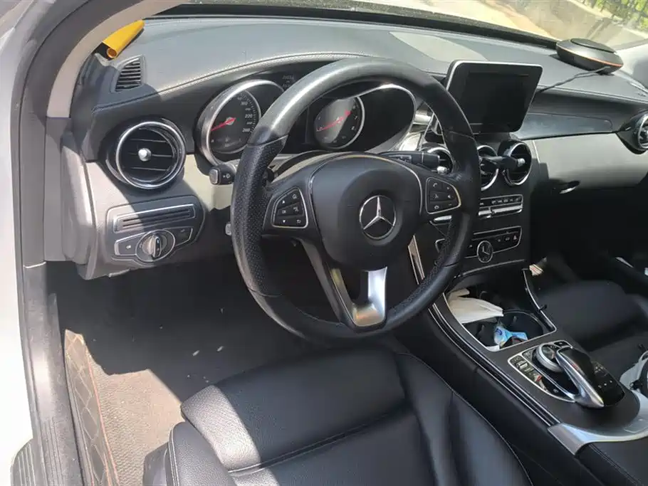Mercedes-Benz C-Class 2017 Facelift C 200 L Sport Edition фото 15