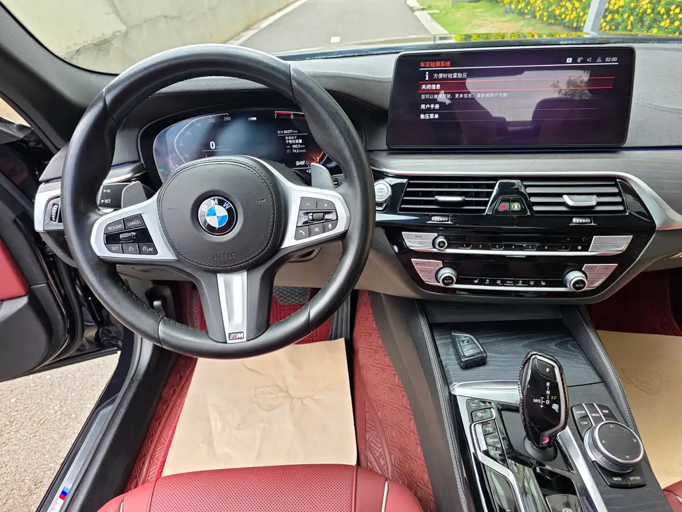 BMW 5 Series 2021 530Li Leading M Sport Package фото 16