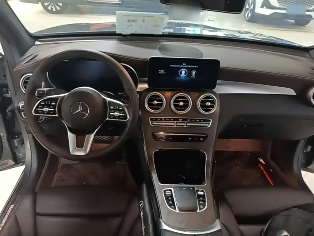 Mercedes-Benz GLC 2020 Facelift GLC 260 L 4MATIC Dynamic фото 10