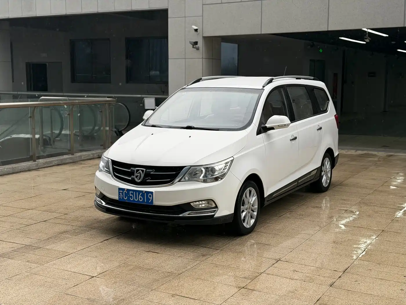 Фото 1 - Baojun 730