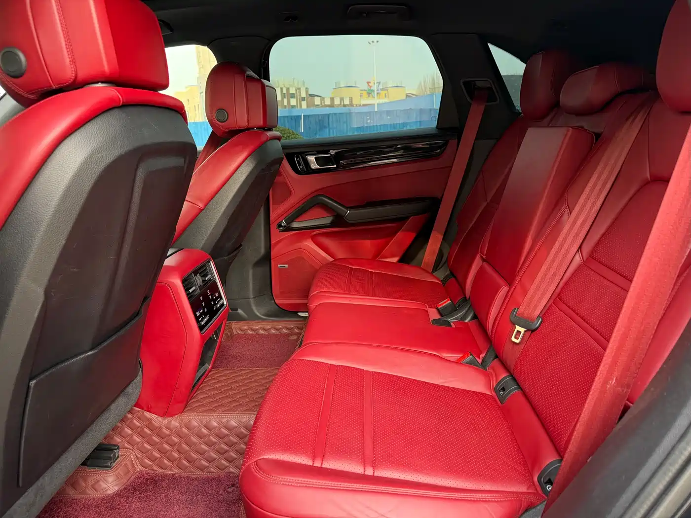 PORSCHE CAYENNE NEW ENERGY