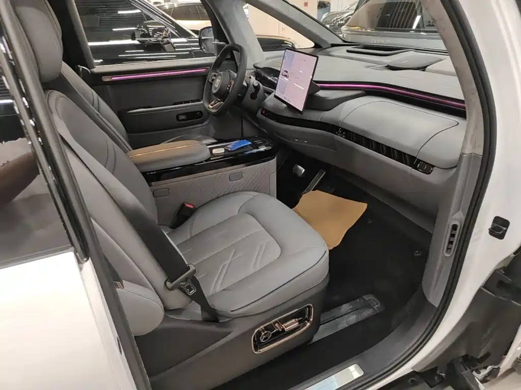 ZEEKR MIX 2025 2025 Smart Driving Edition